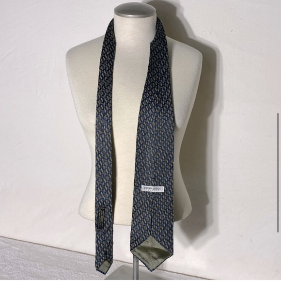 Vintage Giorgio Armani Silk Tie - Picture 5 of 8
